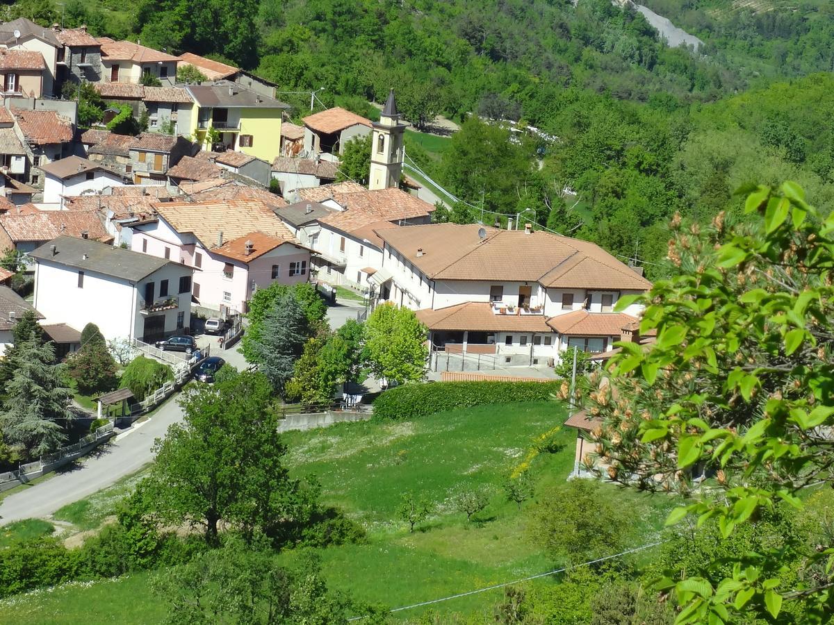 Hotel Ristorante Primula Bianca Varzi Exterior foto